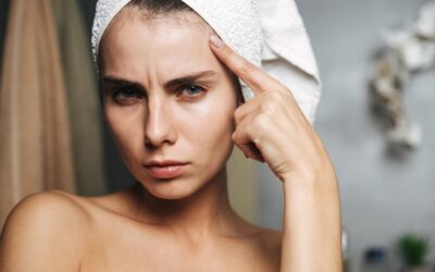 Jak rozpoznać objawy suchej skóry twarzy?