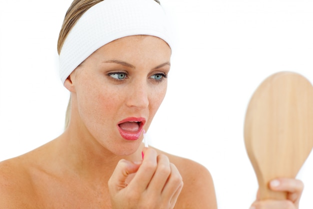 Co oznacza sucha skóra i jak na nią reagować?