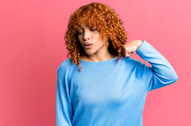 Czy tylko ta, co kręcone włosy ma, podbije serca widzów?