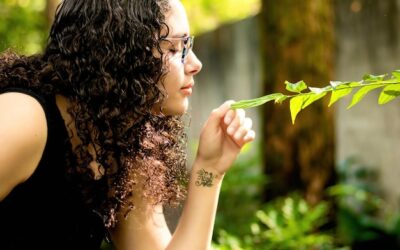 Dlaczego warto nauczyć się prawidłowo pielęgnować loki?