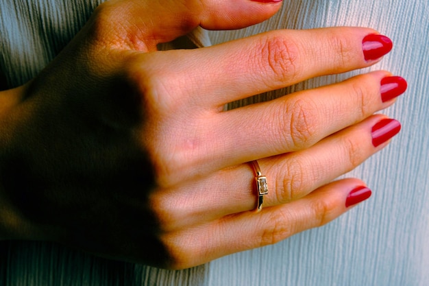 French paznokcie - klasyczny manicure w nowoczesnym wydaniu