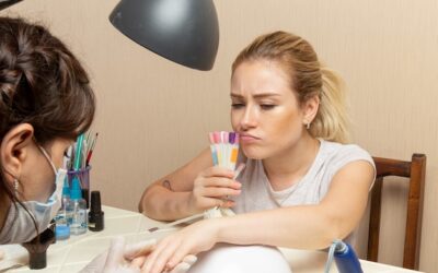 Ile kosztuje kurs na robienie paznokci – warto inwestować w takie szkolenie?