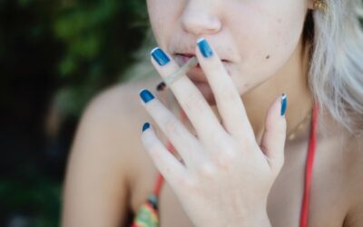 Jak osiągnąć efekt french ombre na paznokciach w domowym zaciszu?