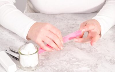 Jak samodzielnie wykonać tipsy żelowe w domowym zaciszu?