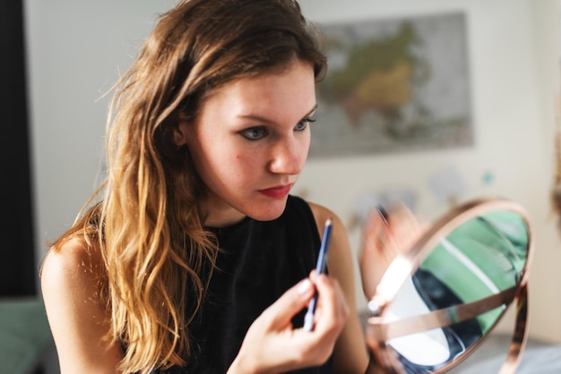 Jak zrobić codzienny makijaż bez pośpiechu?